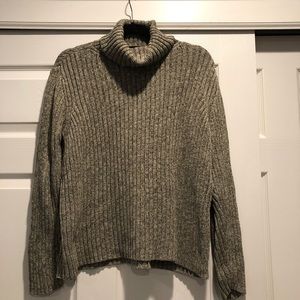 Cherokee ribbed turtleneck sweater, green